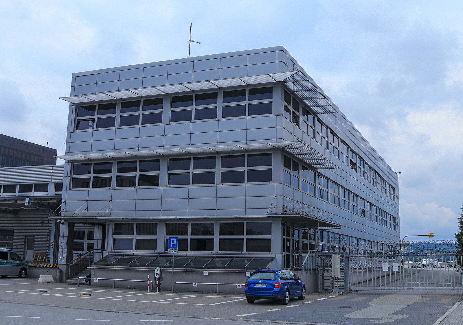 Conversion of the Cargo Terminal into a Passenger Terminal, Kraków Airport